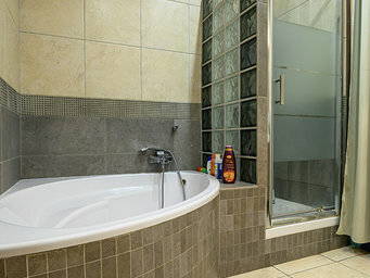 Wohngemeinschaft zur Miete in Nice - Foto 6 : Badezimmer-6
