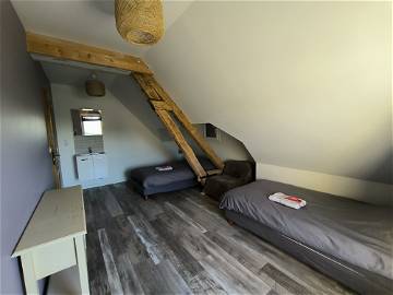 Roomlala | Chambre dans un haras - 2 Lits simples