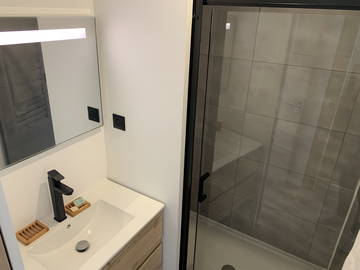 Habitación en casa del anfitrión en renta en Arras - foto 3 : baño-3