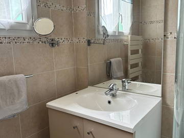Habitación en casa del anfitrión en alquiler en Montreuil - foto 6 : Baño-6
