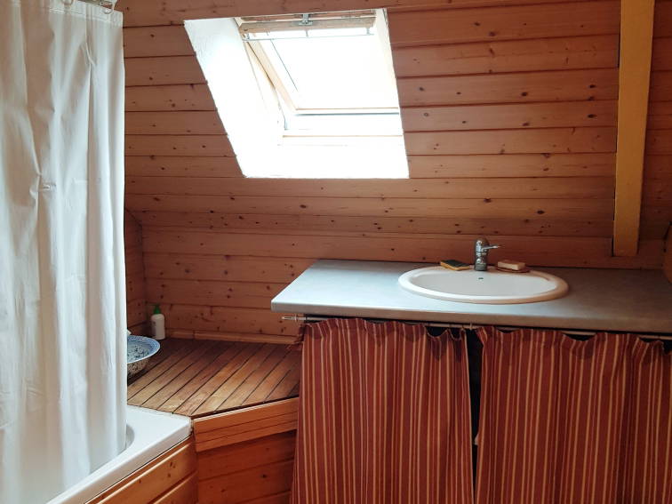 Guest Room La Roche-Jaudy 677169-3