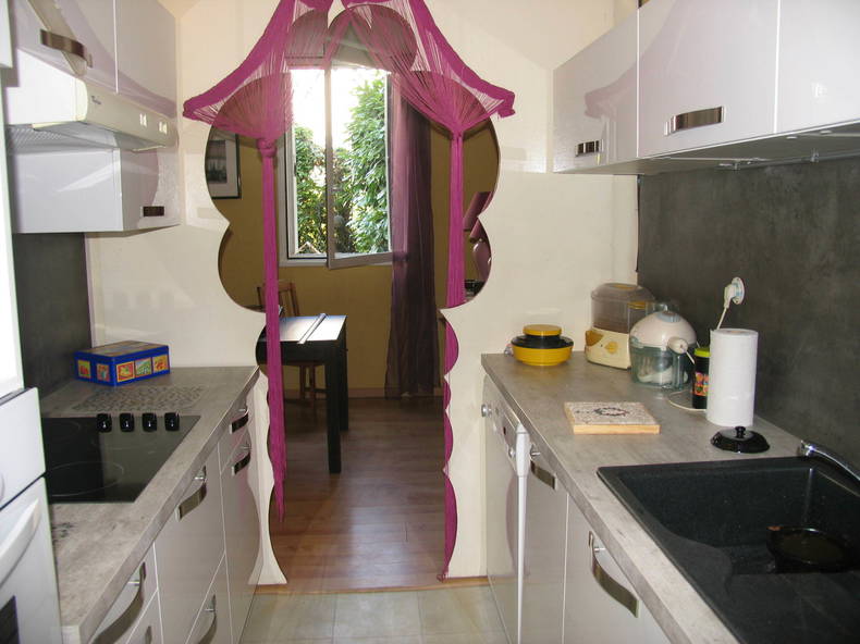 Kolokation Évry 94167-5