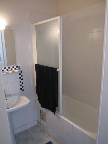 Gästrum Paris 3389