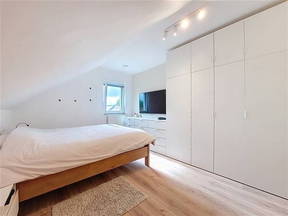 Habitación completa situada a 500 de la autopista E411