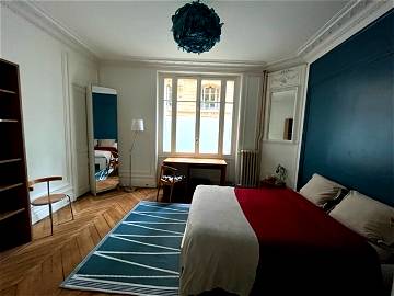 Private Room Neuilly-Sur-Seine 25355-1