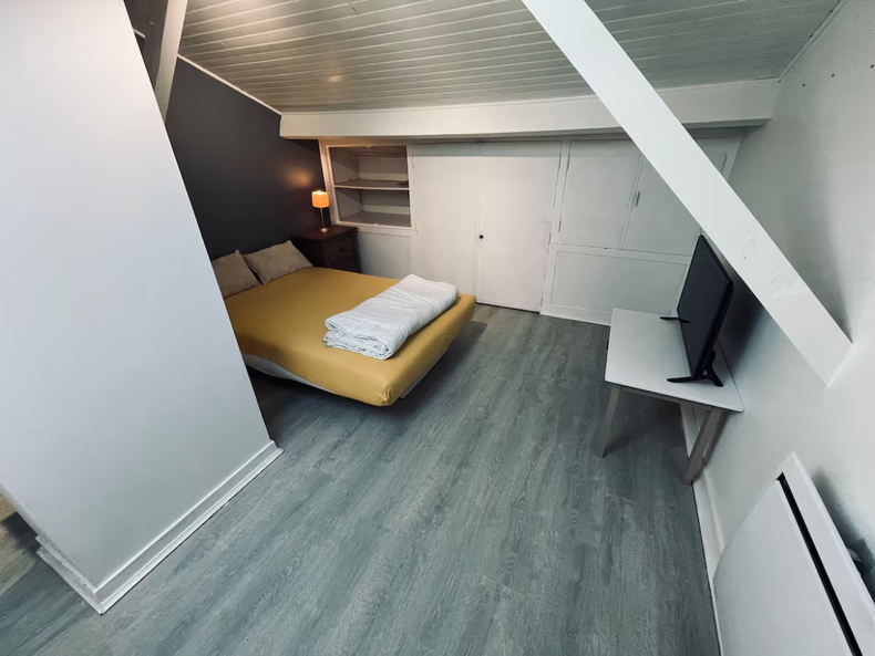 Homestay Niort 671813-4