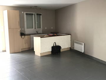 Chambre À Louer Saint-Genis-Les-Ollières 253376