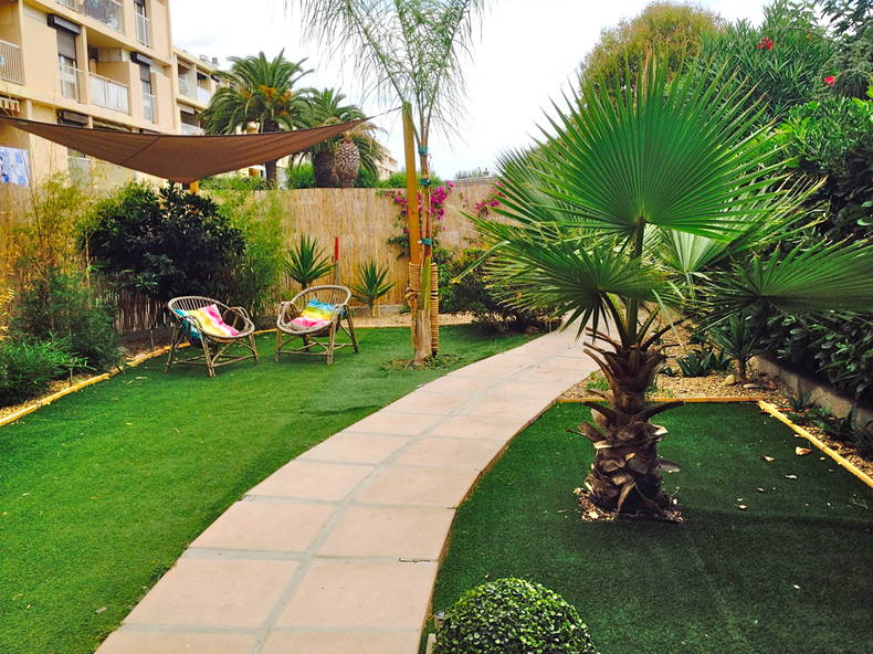 Colocación Carqueiranne 98233-4