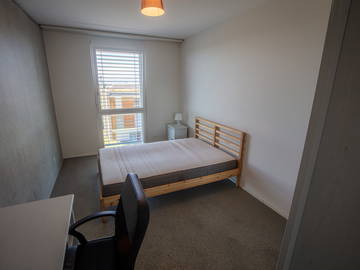 Colocation à louer à Le Mont-Sur-Lausanne - photo 6 : chambre-6