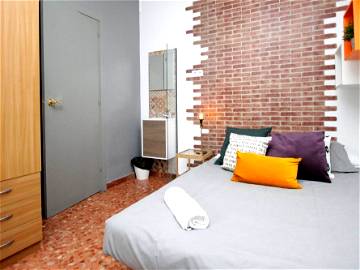 Room For Rent Barcelona 190675-1