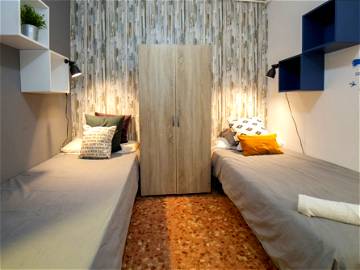 Roomlala | Chambre Double Fantastique Avec Beaucoup D'espace (RH3-R2)