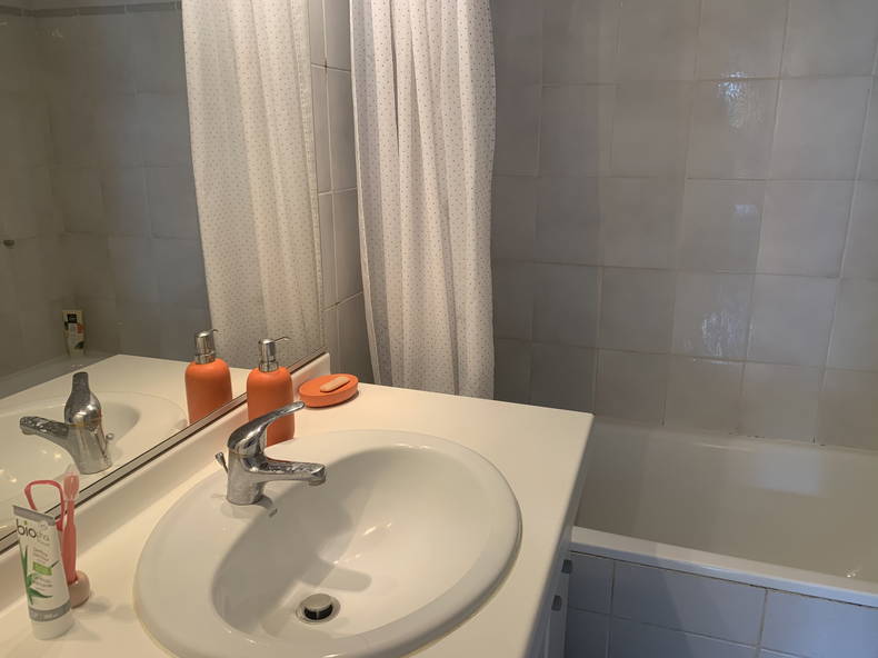 Kolokation Ferney-Voltaire 265946-2