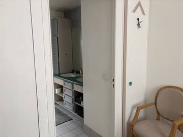 Chambre chez l'habitant à louer à Boussy-Saint-Antoine - photo 7 : salle de bain-7