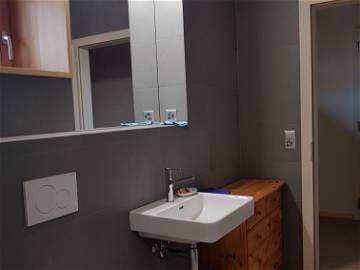 Chambre Chez L'habitant Monthey 215090-6