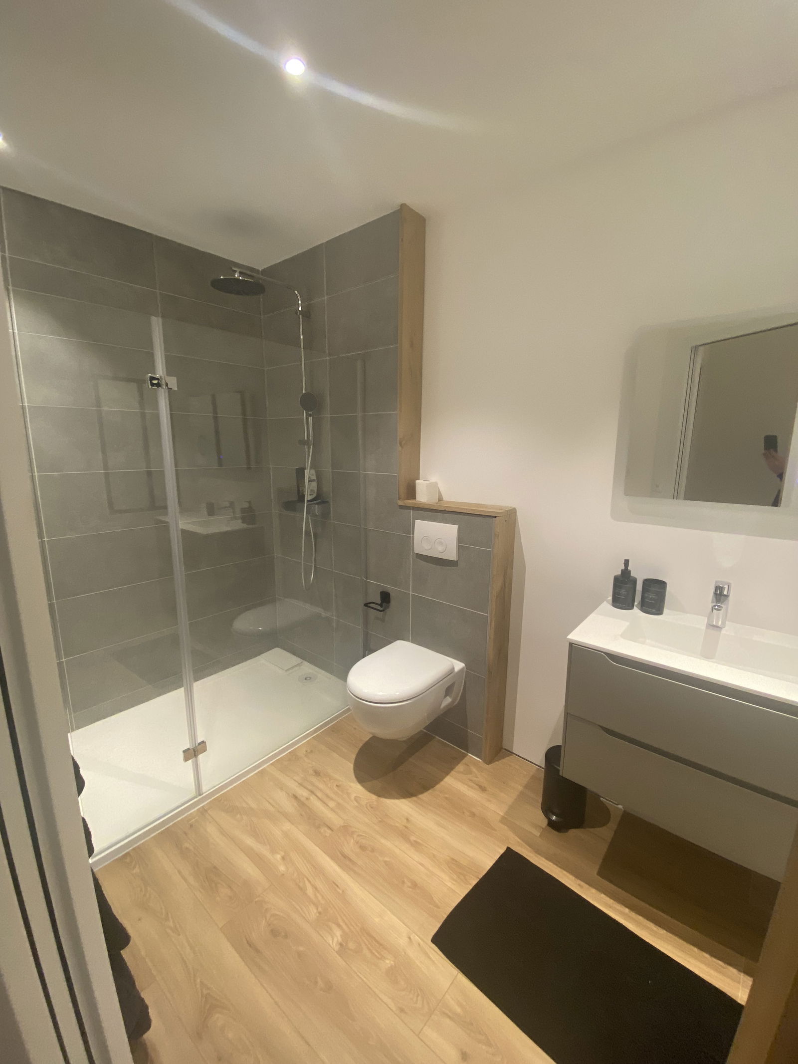 Chambre Chez L'habitant Val-de-Ruz 378260