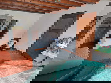 Shared Accommodation L'isle 615142-2