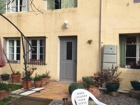 Homestay Althen-des-Paluds 250861-1