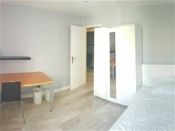 Roomlala | Chambre En Colocation