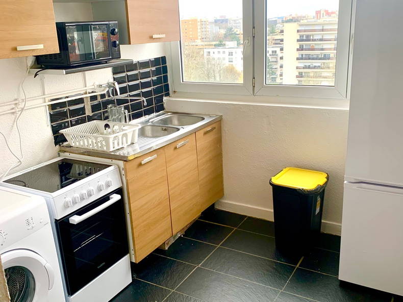 Kolokation Évry-Courcouronnes 260863-3