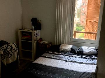 Room For Rent Champs-Sur-Marne 334087-1