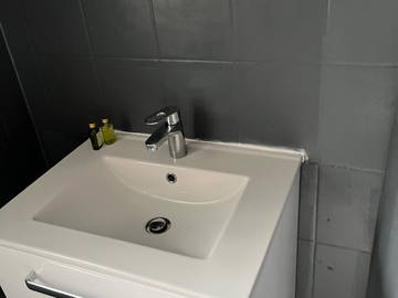 Colocation à louer à Leytron - photo 10 : salle de bain-10