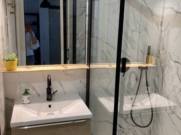 Shared housing for rent in Avignon - photo 6 : Bathroom-6