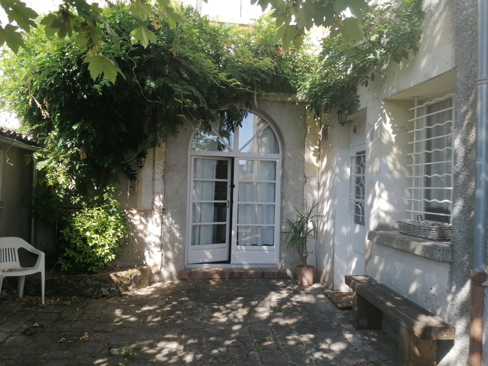 Colocation Thomery 672401