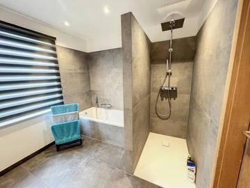 Chambre chez l'habitant à louer à Wavre - photo 5 : salle de bain-5