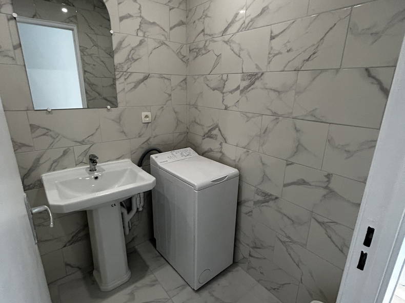 Kolokacja Cergy 465753-4