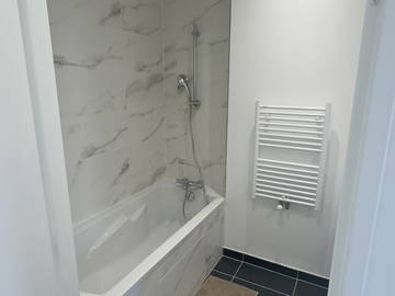 Colocation à louer à Noisy-Le-Grand - photo 2 : salle de bain-2