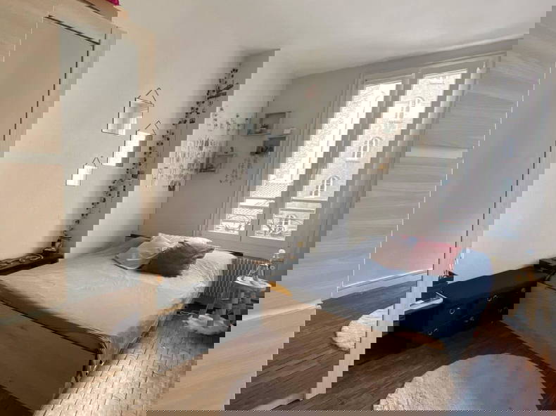 Kolokation Paris 460157-1