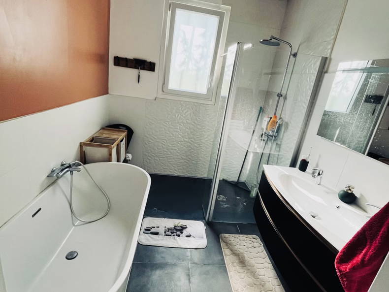 Habitación En Casa Del Anfitrión Niort 667268-4