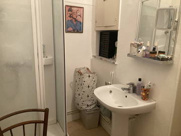 Chambre chez l'habitant à louer à Pau - photo 3 : salle de bain-3
