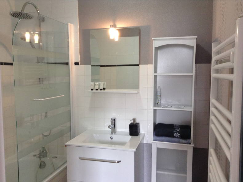 Homestay Dinan 141144-2