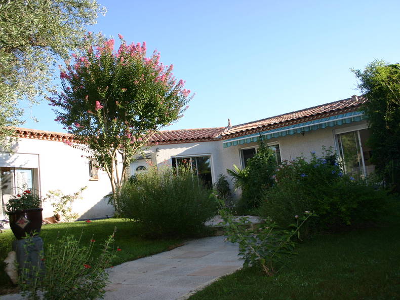 Homestay Villetelle 204068-1