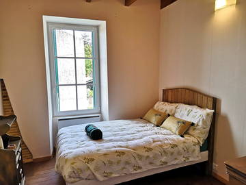Unterkunft beim Gastgeber zur Miete in Remouillé - Foto 1 : Schlafzimmer-1