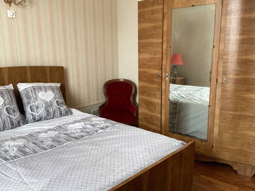 Chambre chez l'habitant à louer à La Neuville-Roy - photo 1 : chambre-1