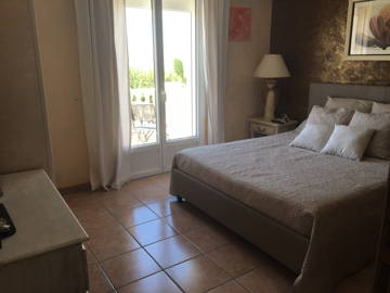 Room For Rent Marignane 177777