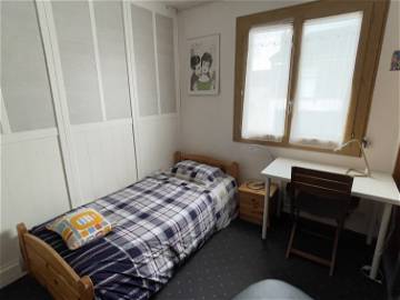 Roomlala | Chambre étage Maison Chez L’habitant Idéale Pour étudiants