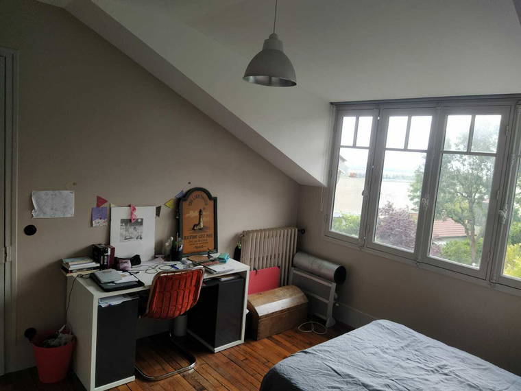 Homestay Suresnes 251733