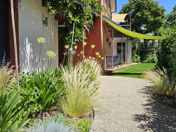 Homestay for rent in Pessac - photo 2: Garden-2