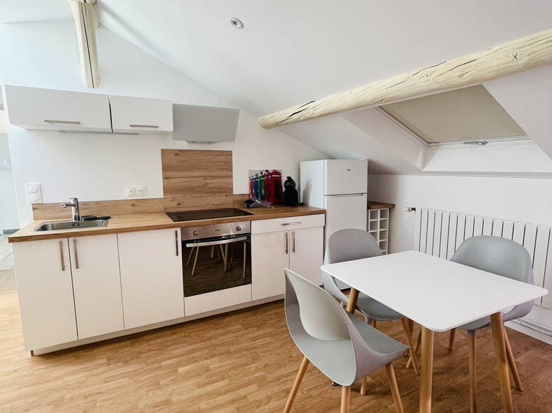 Entire Home Nancy 259022-1