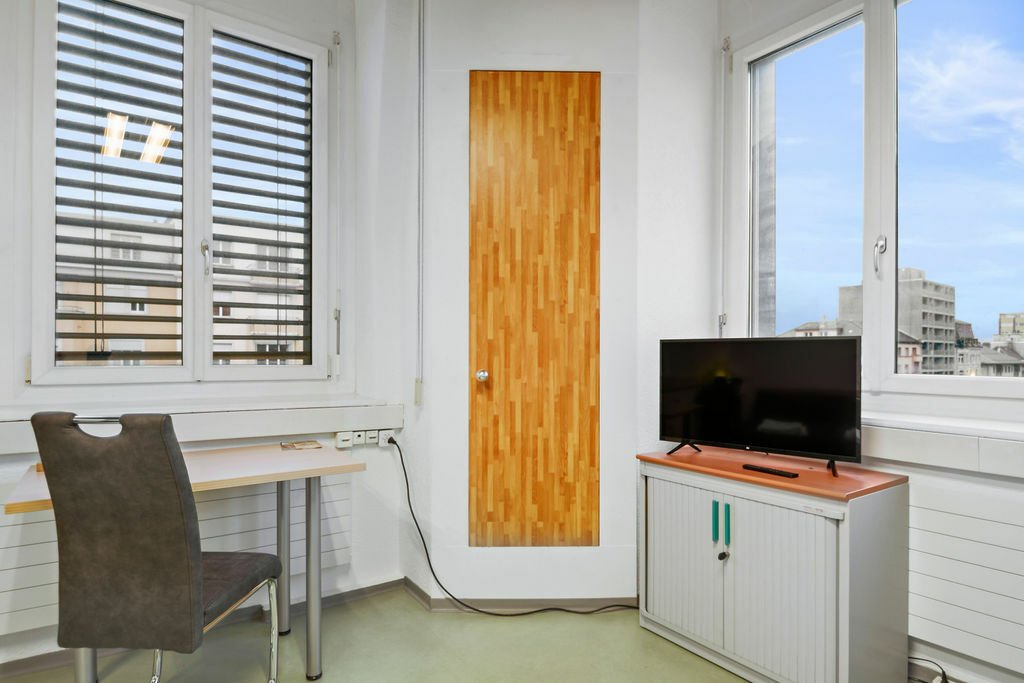 Onofhängeg Studio La Chaux-de-Fonds 256383
