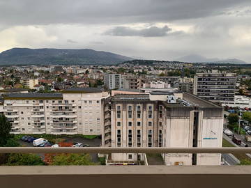 Roomlala | Chambre idéalement placée près du tram à 100m de la douane