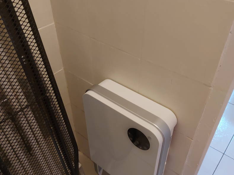 Colocation Stains 252570-1