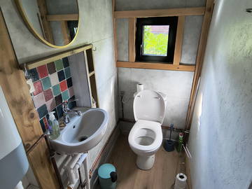 Chambre chez l'habitant à louer à Besançon - photo 2 : salle de bain-2