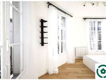 Roomlala | Chambre indépendante - Butte Montmartre