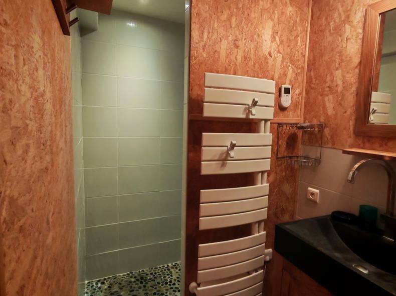 Chambre Chez L'habitant Tignieu-Jameyzieu 672816-3