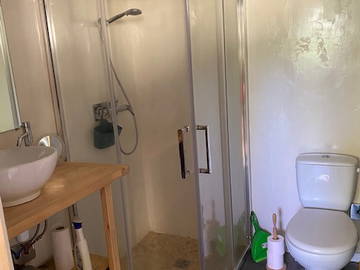 Habitación en casa del anfitrión en renta en Cuxac-D'aude - foto 3 : baño-3