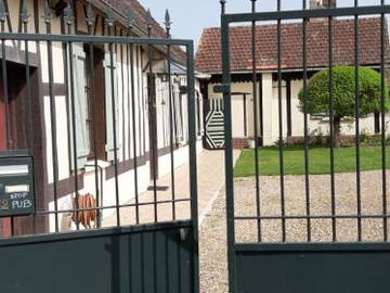 Famiglia Verneuil D'avre Et D'iton 663109-8